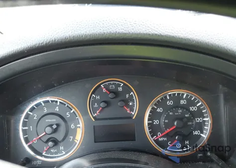 2015 Nissan Armada Platinum из США, поврежденный, VIN 5N1BA0NE5FN613393